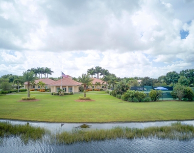 1667 Sw Harbour Isles Circle - Photo Thumbnail 36