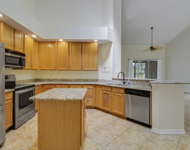 1667 Sw Harbour Isles Circle - Photo Thumbnail 10