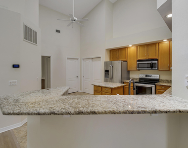 1667 Sw Harbour Isles Circle - Photo Thumbnail 9