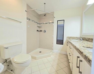 710 Mill Valley Place - Photo Thumbnail 12