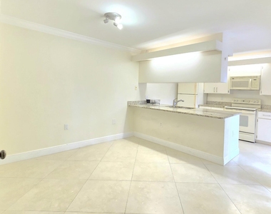 710 Mill Valley Place - Photo Thumbnail 7