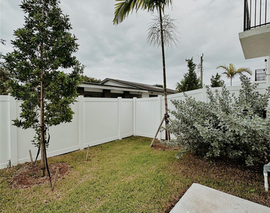480 Nw 27th Avenue - Photo Thumbnail 4