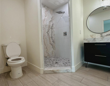 480 Nw 27th Avenue - Photo Thumbnail 13
