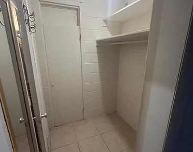 3312 Se 7th Street - Photo Thumbnail 4