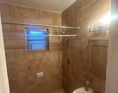 3312 Se 7th Street - Photo Thumbnail 5