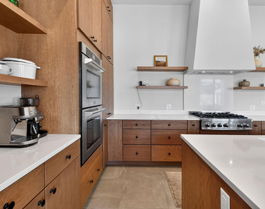 540 Driftwood Road - Photo Thumbnail 10