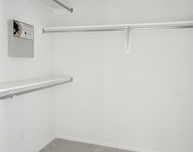 911 Spring Valley Plaza - Photo Thumbnail 16