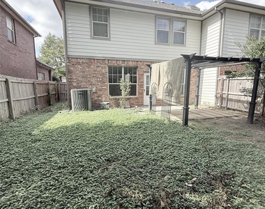 911 Spring Valley Plaza - Photo Thumbnail 22