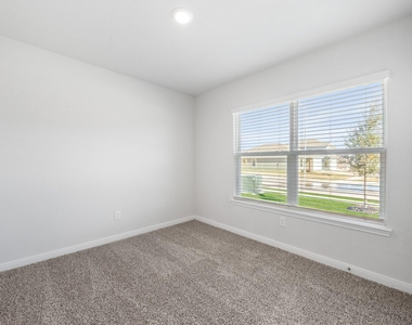 4269 Lava Forest Lane - Photo Thumbnail 9