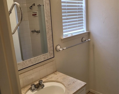 1551 Pamela Lane - Photo Thumbnail 11