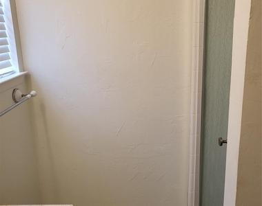 1551 Pamela Lane - Photo Thumbnail 12