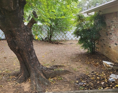 1551 Pamela Lane - Photo Thumbnail 14