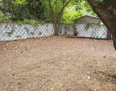 1551 Pamela Lane - Photo Thumbnail 15