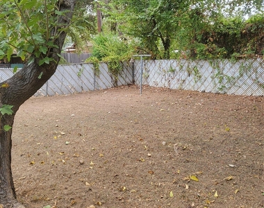 1551 Pamela Lane - Photo Thumbnail 13
