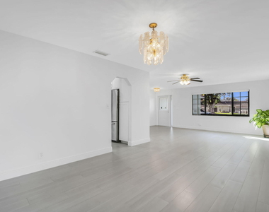 9067 Nw 21st Court - Photo Thumbnail 11