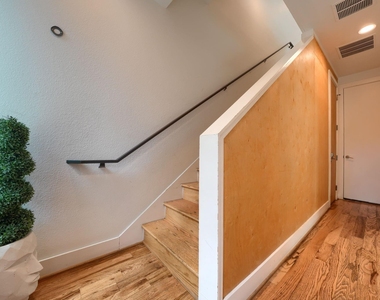 320 Mathey Court - Photo Thumbnail 15