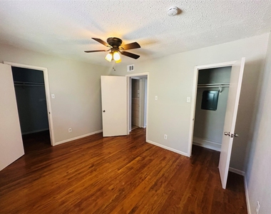 5317 Junius Street - Photo Thumbnail 11