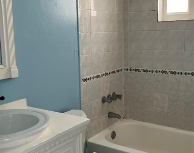 6070 W 19 Avenue - Photo Thumbnail 9
