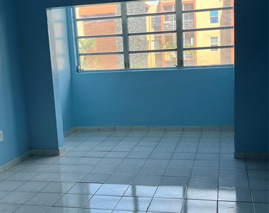 6070 W 19 Avenue - Photo Thumbnail 5