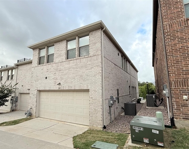244 Spring Hill Road - Photo Thumbnail 17