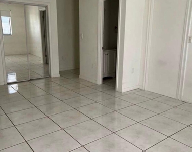 7450 Sw 130th Avenue - Photo Thumbnail 5