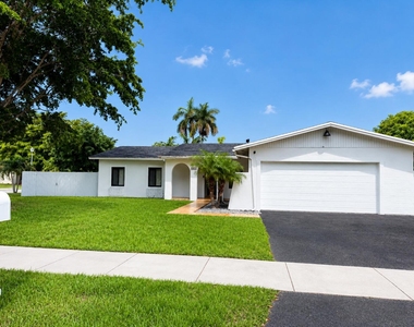 7450 Sw 130th Avenue - Photo Thumbnail 1