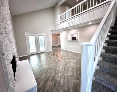 2007 Fleur De Lis Court - Photo Thumbnail 1
