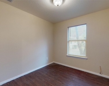 3621 San Rose Drive - Photo Thumbnail 18