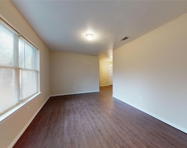 3621 San Rose Drive - Photo Thumbnail 20
