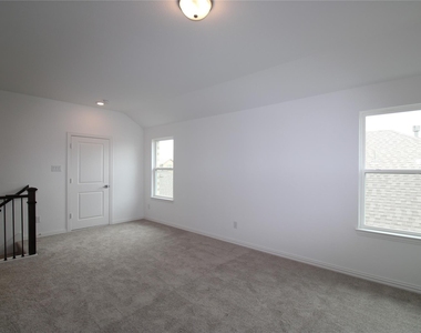 2603 Swallowtail Street - Photo Thumbnail 7