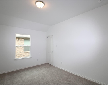 2603 Swallowtail Street - Photo Thumbnail 11