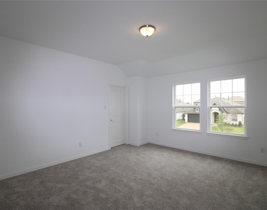 2603 Swallowtail Street - Photo Thumbnail 9
