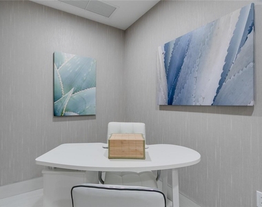 155 E Boca Raton Road - Photo Thumbnail 30