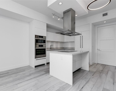 155 E Boca Raton Road - Photo Thumbnail 10