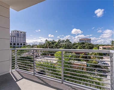 155 E Boca Raton Road - Photo Thumbnail 7