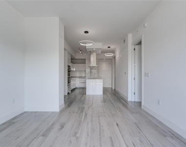 155 E Boca Raton Road - Photo Thumbnail 12