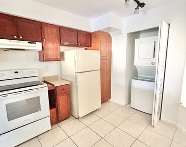 2205 Sw 80th Terrace - Photo Thumbnail 3