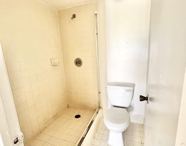 2205 Sw 80th Terrace - Photo Thumbnail 13