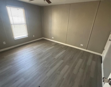 7201 Pica Drive - Photo Thumbnail 9