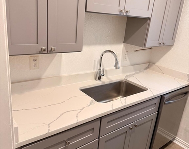 3921 Inwood Road - Photo Thumbnail 7