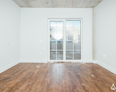 31-19 37th St 11103 - Photo Thumbnail 11
