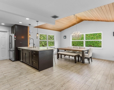 1515 Gallinule Drive - Photo Thumbnail 7