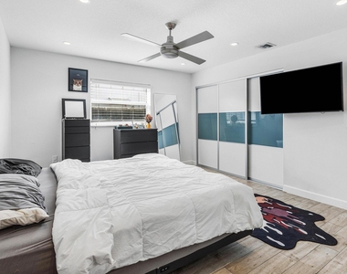 1515 Gallinule Drive - Photo Thumbnail 14