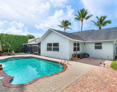 1515 Gallinule Drive - Photo Thumbnail 20