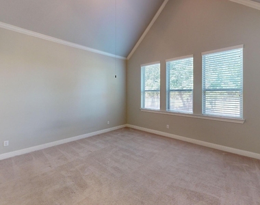 7005 Golf Club Drive - Photo Thumbnail 23