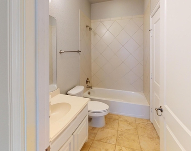 7005 Golf Club Drive - Photo Thumbnail 25