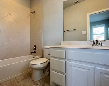 7005 Golf Club Drive - Photo Thumbnail 33
