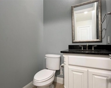 7005 Golf Club Drive - Photo Thumbnail 34