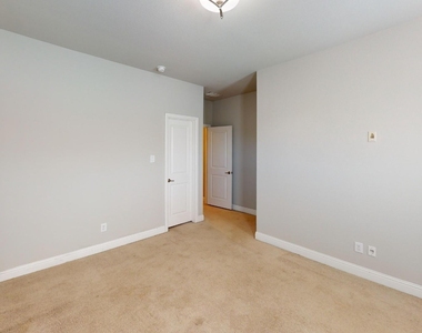 7005 Golf Club Drive - Photo Thumbnail 14