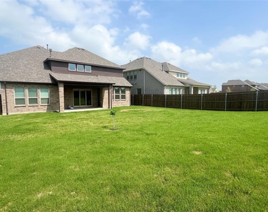 333 Elk Drive - Photo Thumbnail 38